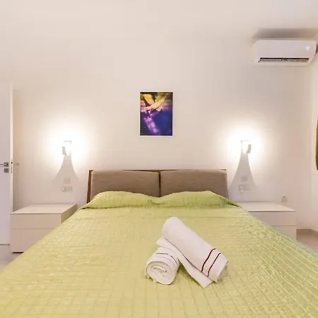 Apartment Ngh12 - Lovely, Spacious 2 Bedroom Apartment. Naxxar